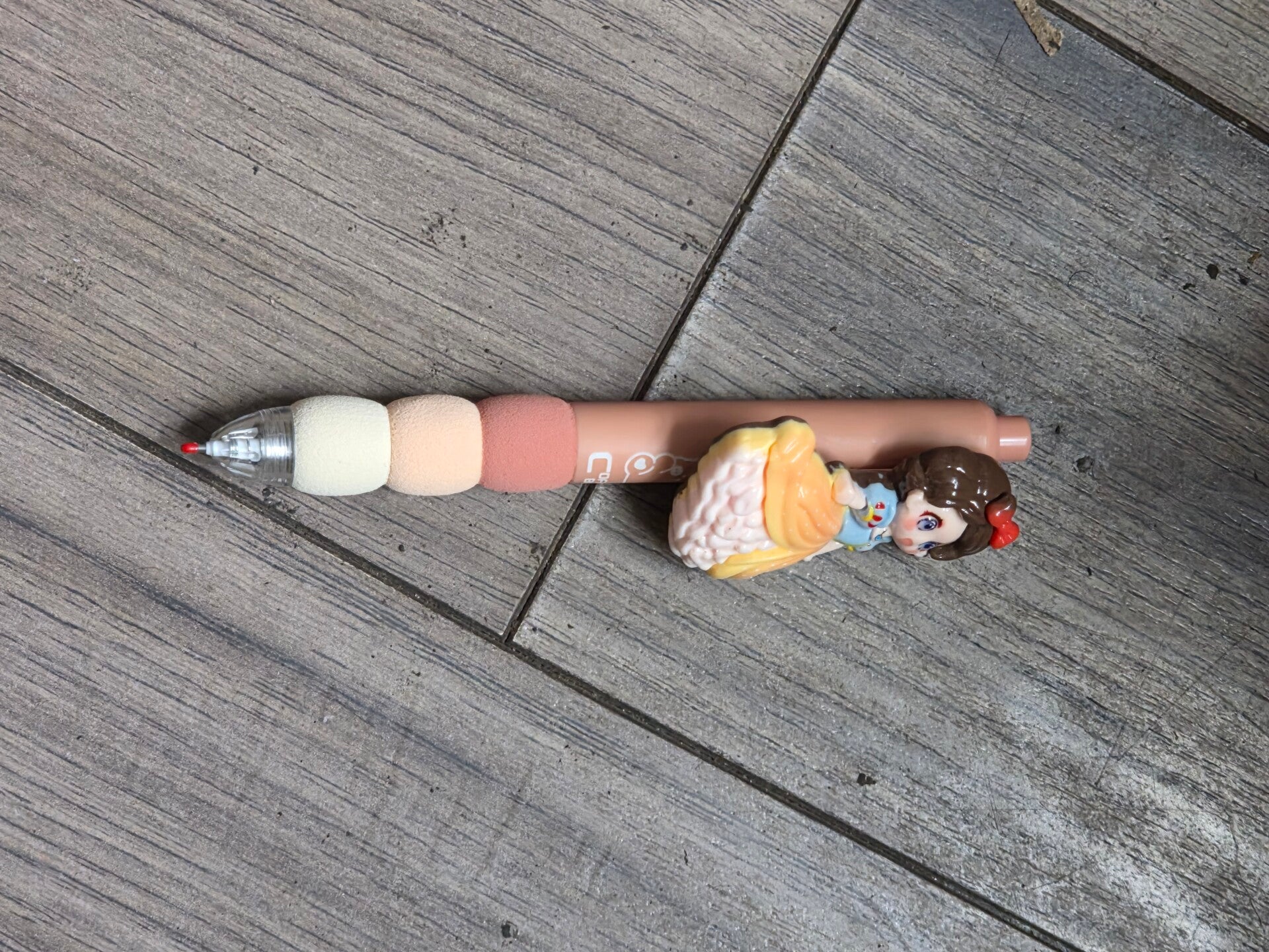 Snow White Princess ink pen - Orange pink dress