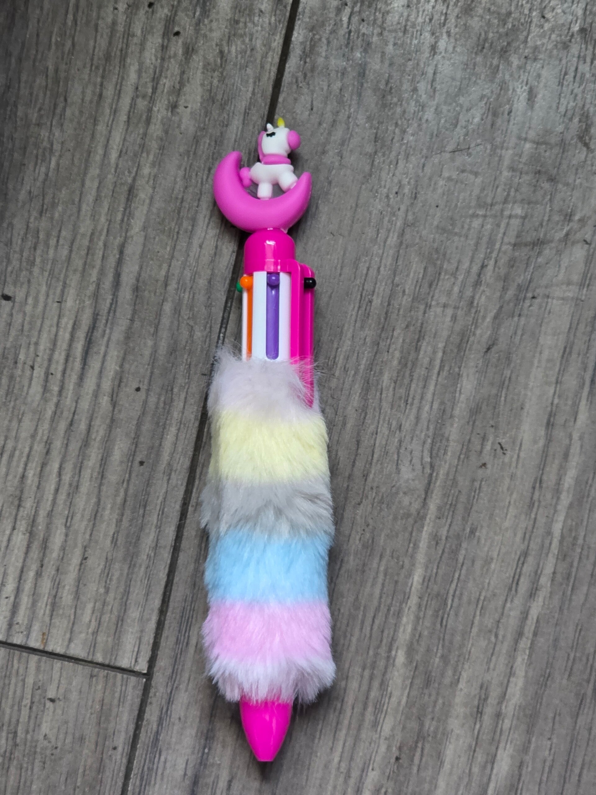 6 in 1 multicolored fluffy fur ink pen - Purple moon dog theme