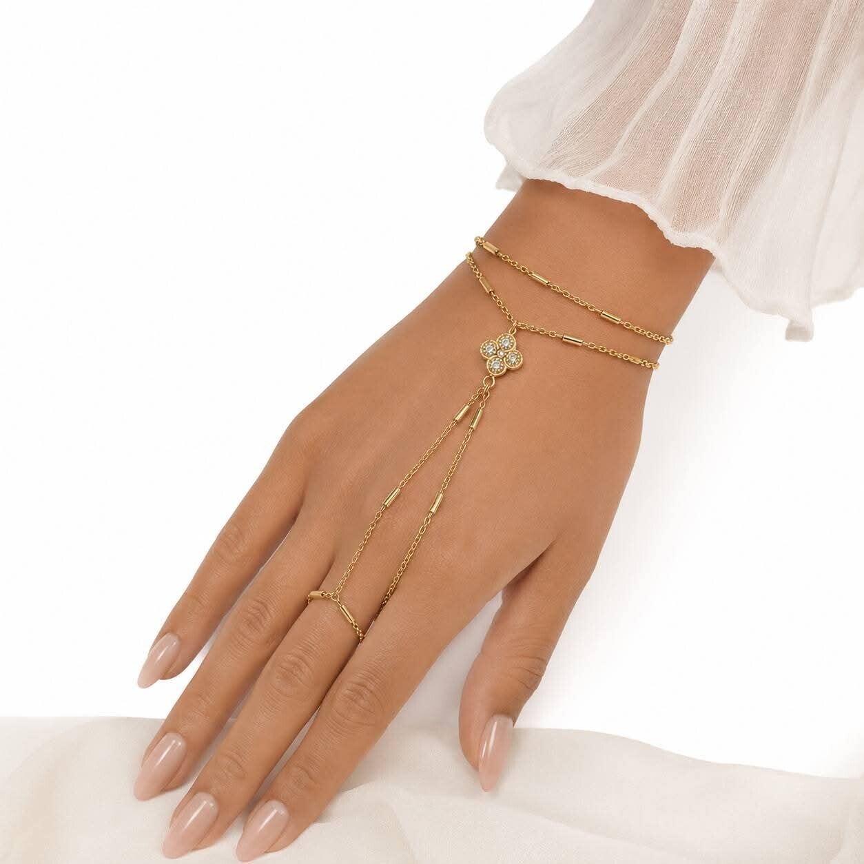 Bijoux de main