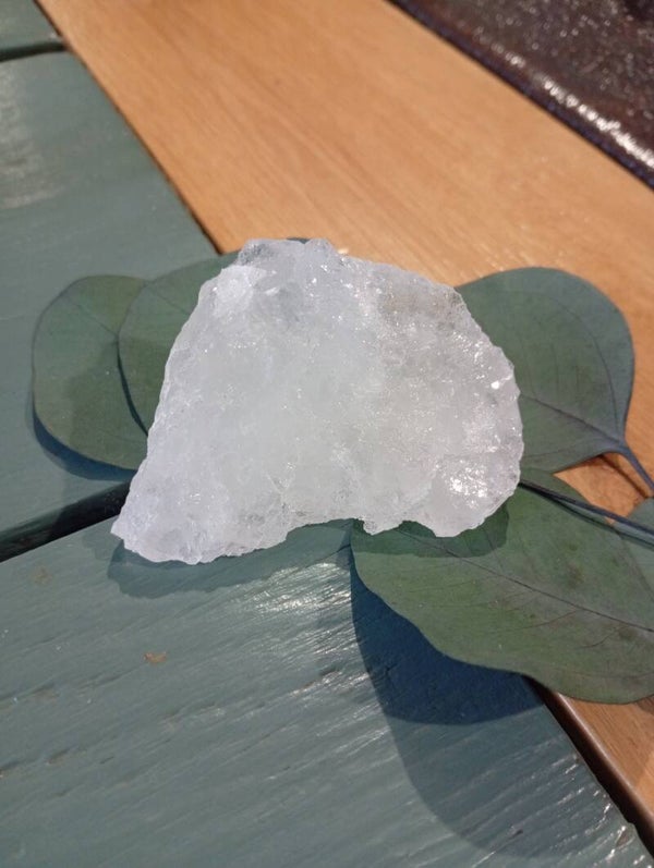 Pierre d'alun naturelle