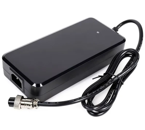 GT2000 – Oplader 3-pins