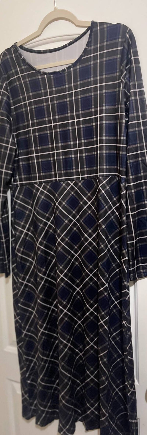 Green Plaid XL female dress.