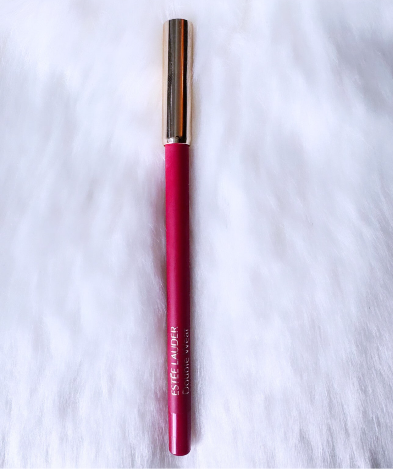 Lip pencil Estee Lauder Double Wear 24H Stay in Place Lip Liner Lisa Schekkerman