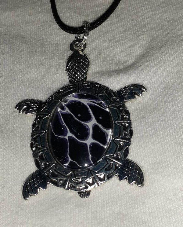 Silver turtle Necklace