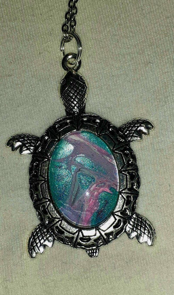 Silver turtle Keychain