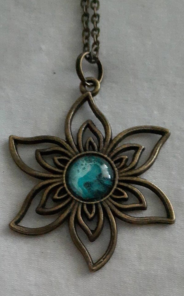 Antique open Flower necklace