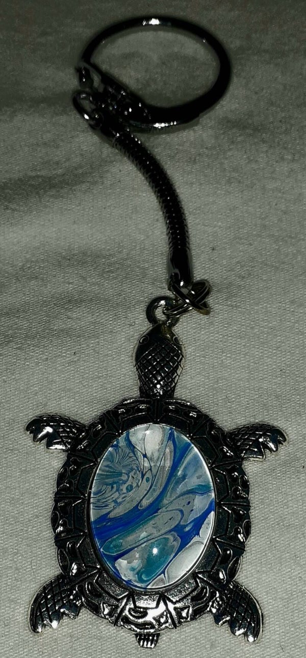 Silver turtle Keychain