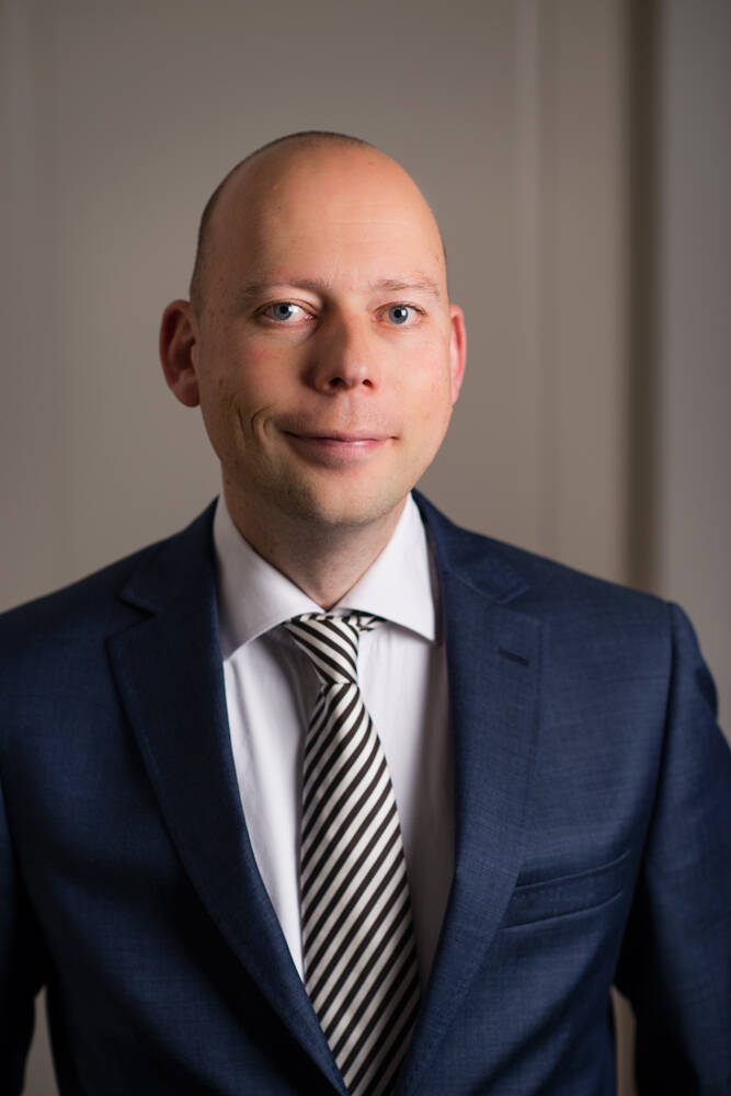 Mr. Frank Beks | Notaris | Notariskantoor Beks Feânwalden | Dantumadiel