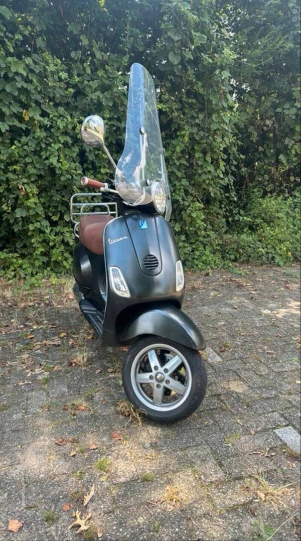 Vespa lx 4T 2V SNOR🟦