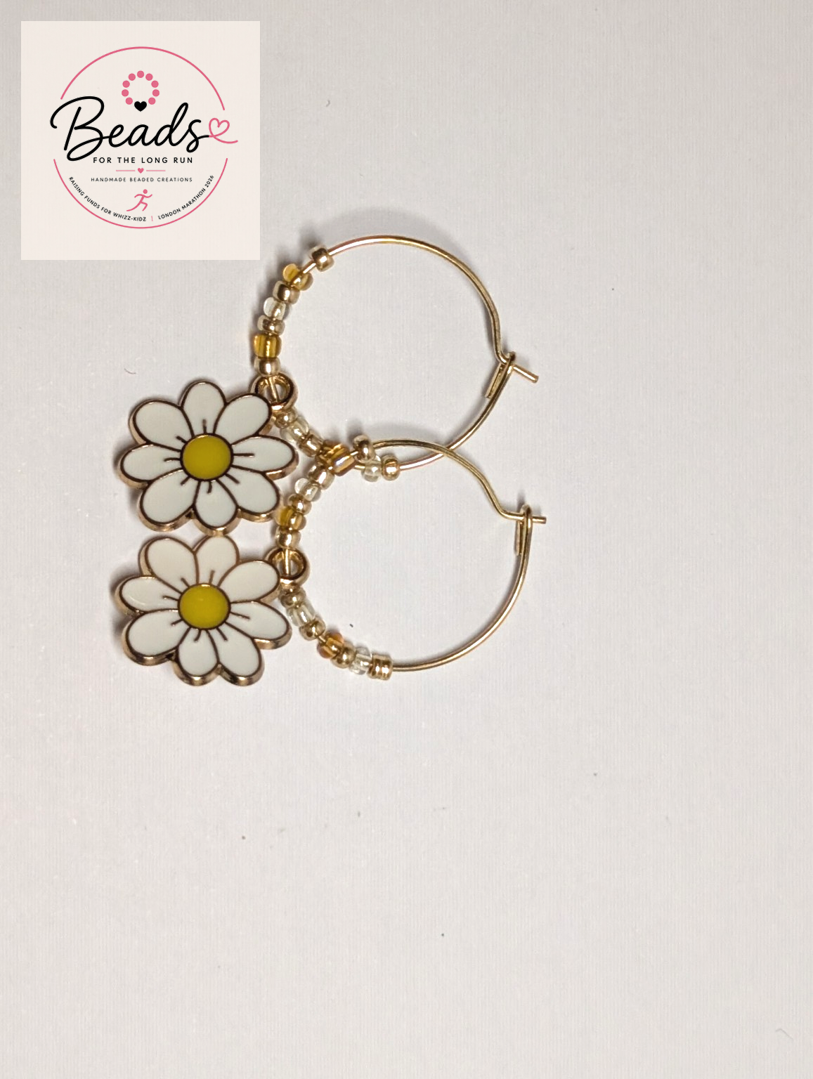 Daisy charm hoop earings