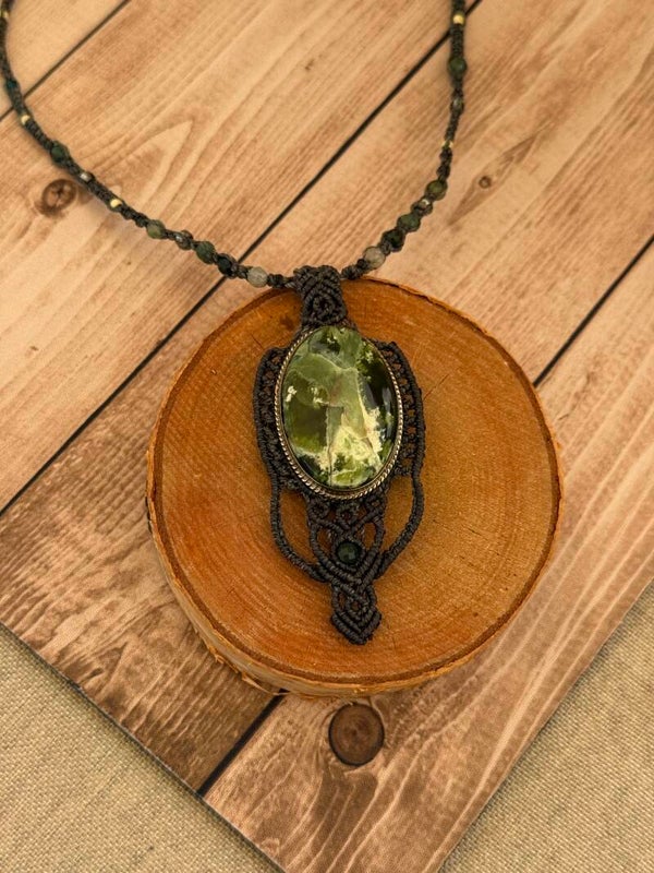 Collier « Émeraude des Bois »