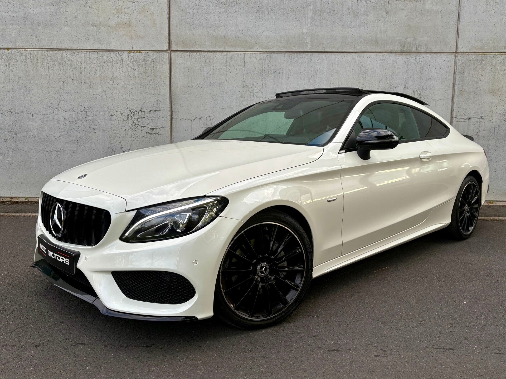 MERCEDES-BENZ C200 COUPE AMG LINE NIGHT EDITION