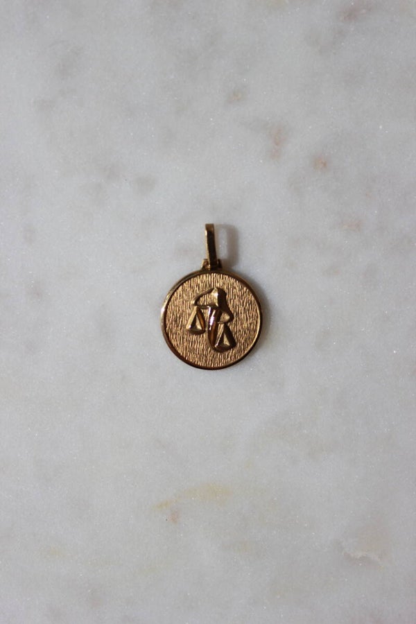 Libra balance Gold