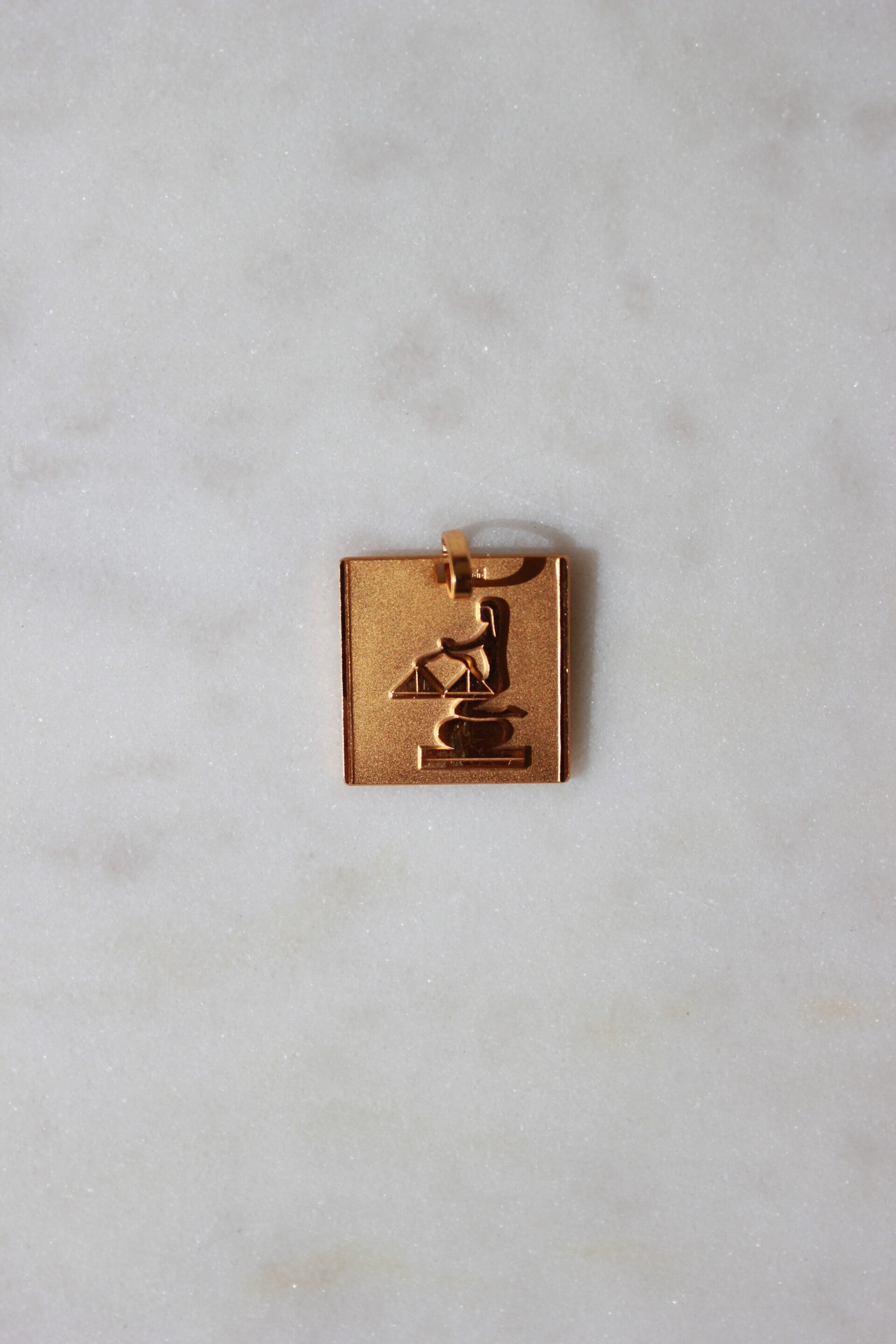 Libra square Gold