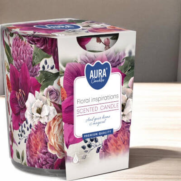 Floral garden scented candle