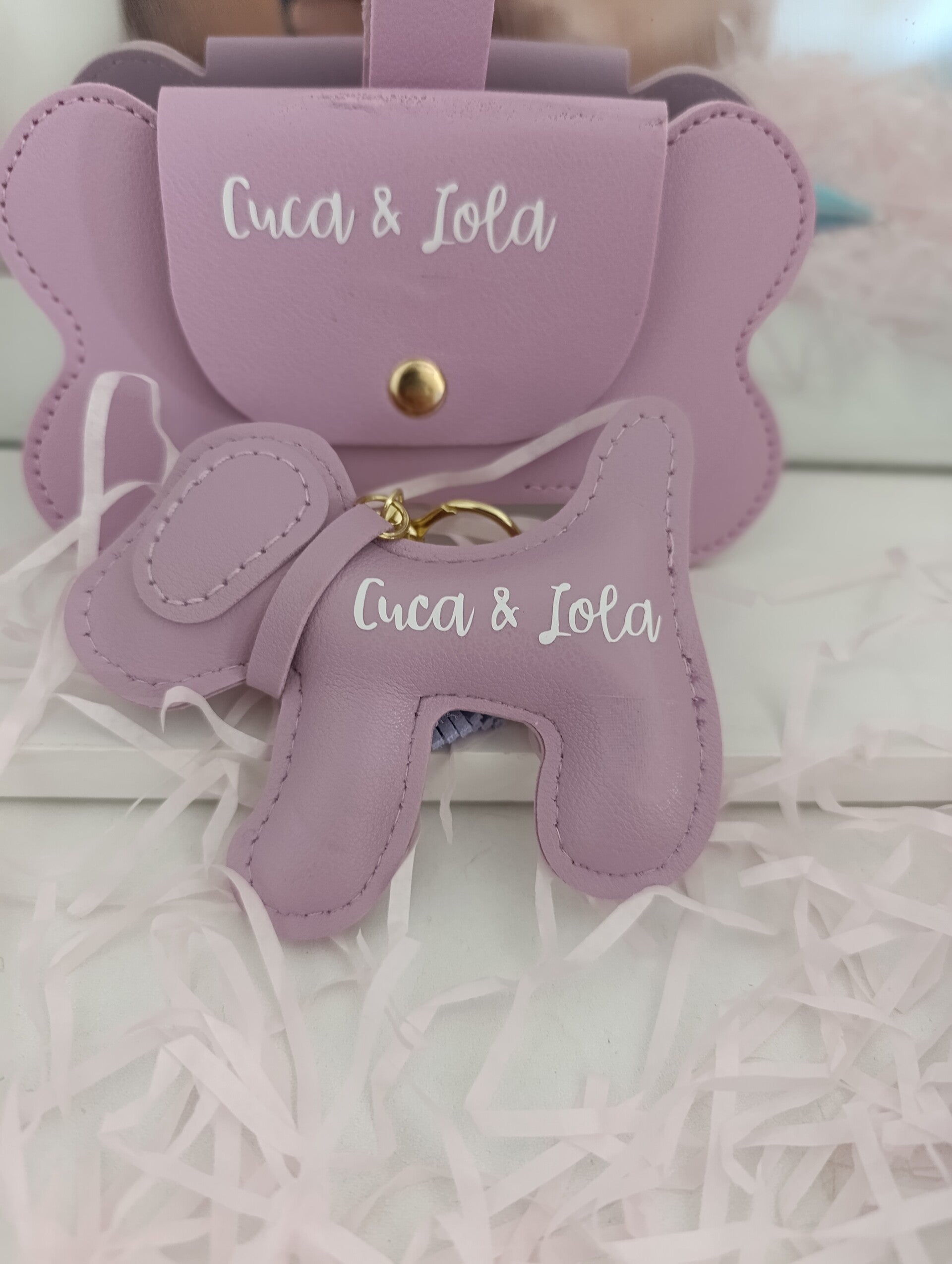 Conjunto a juego de recoge bolsita y llavero personalizado