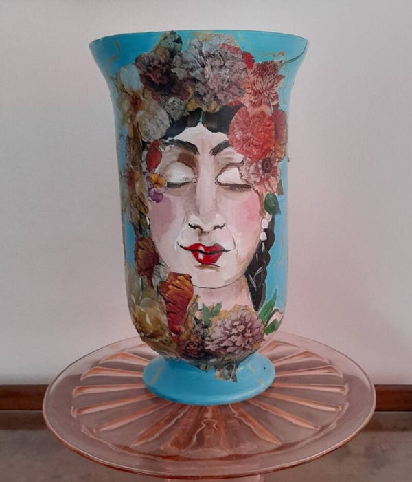 elegante vaas met gezicht