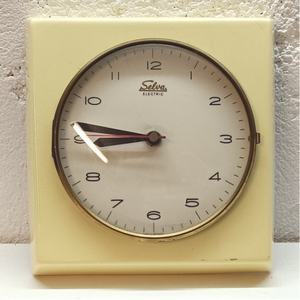 Selva Electric Wanduhr Küchenuhr Uhr 70Jahre