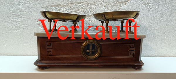 Antike Waage Messing Marmor Holz . P. Due Chilog