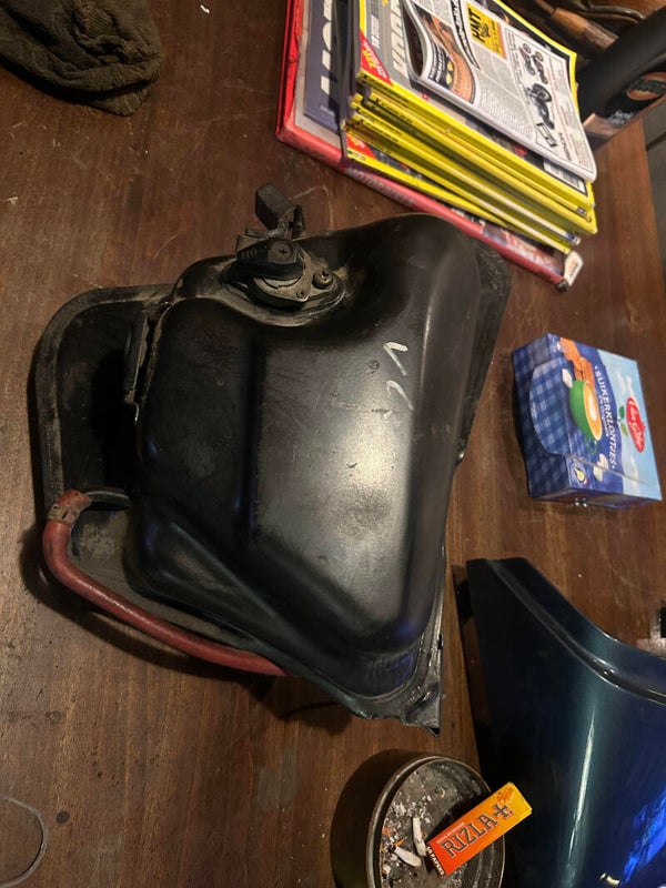 benzinetank honda magna v65