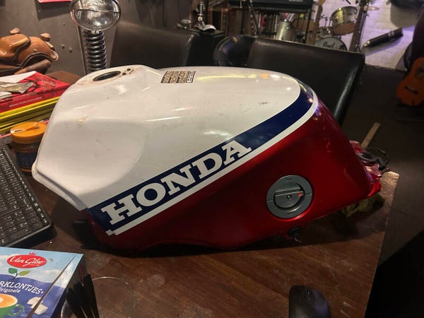 benzinetank honda vf 1000f