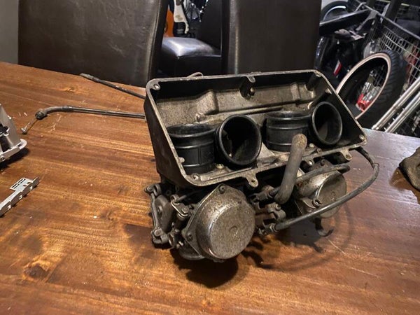 carburateurs honda sabre v65