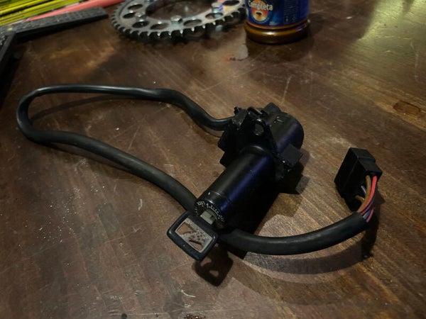 contactslot honda vf 1000f