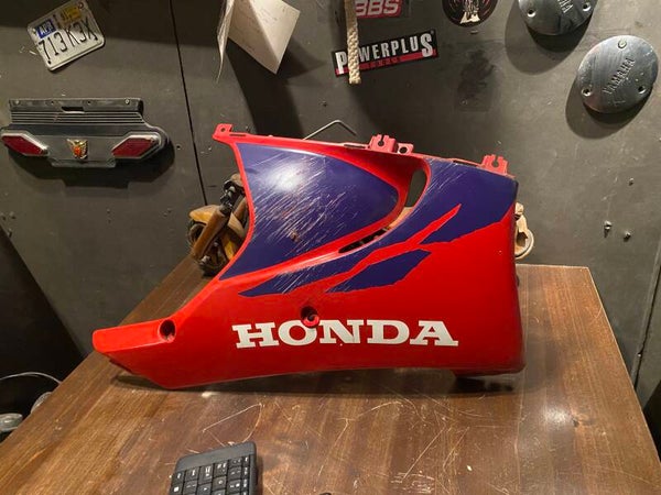 onderkuipdeel rechts honda cbr 900rr fireblade