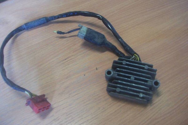 spanningsregelaar honda cbr 1000f