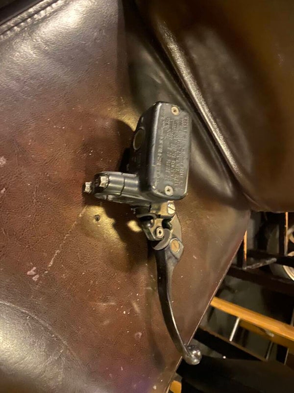 voorrempomp honda st 1100 pan european