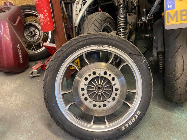 voorwiel honda vt 500c shadow met schijf en band
