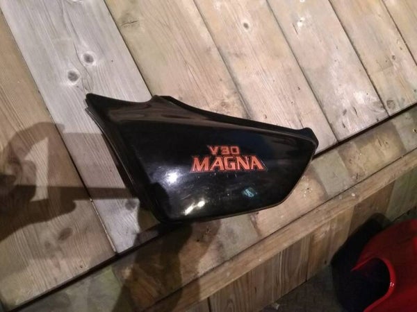 zijkap links honda magna v 30