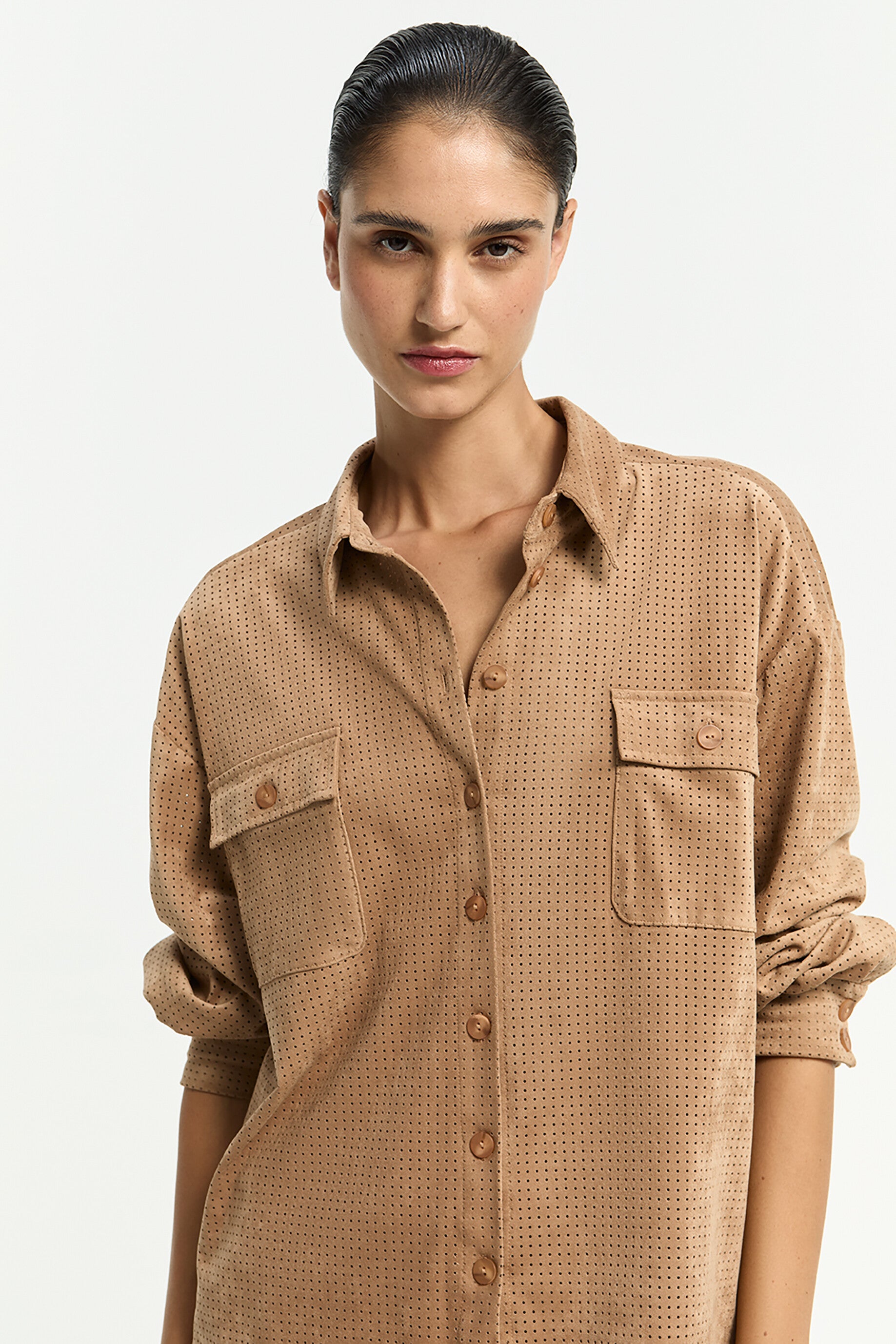 Hemd Henriette light tan faux suede - Xandres