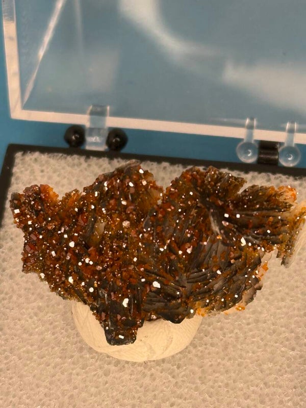 Micro Vanadinite With Barite