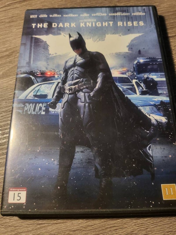THE DARK KNIGHT RISES DVD
