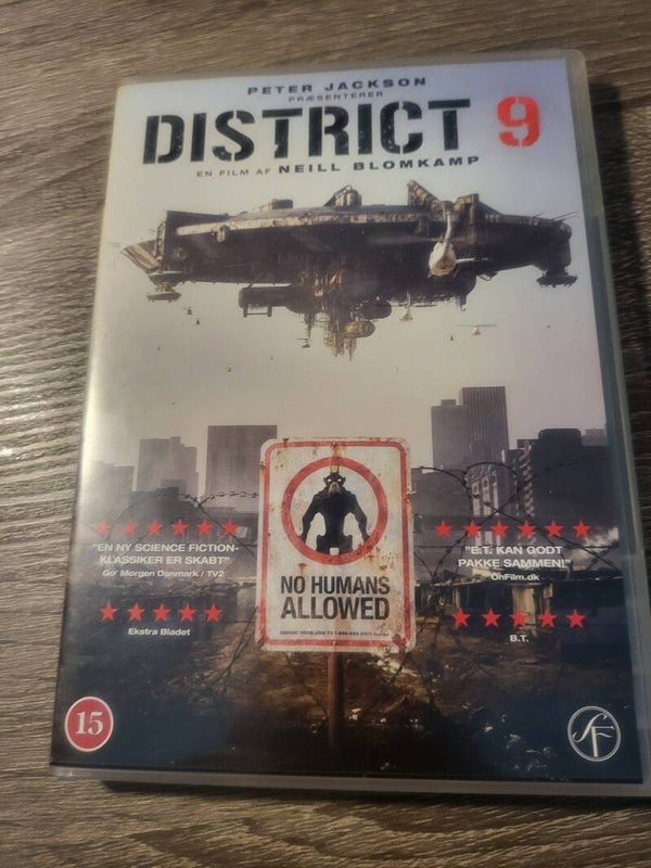 DISTRICT 9 DVD