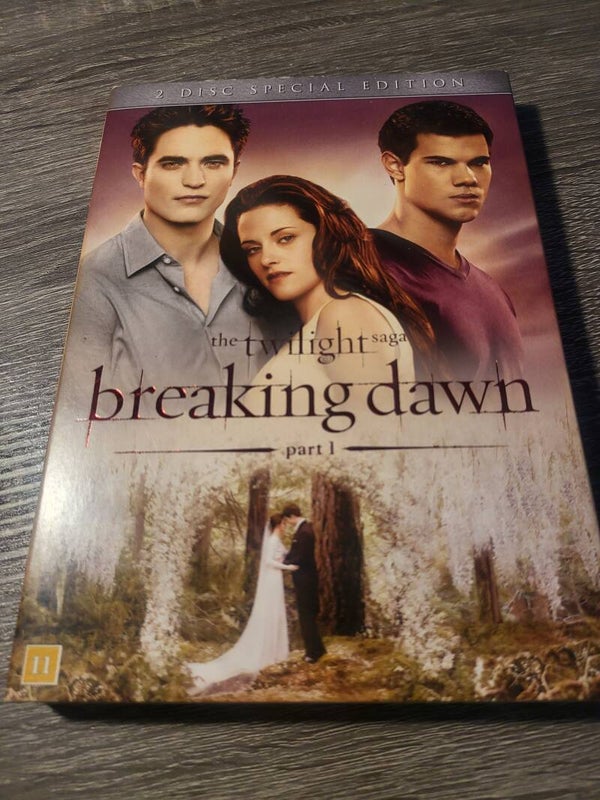 the twilight saga  breaking dawn  part 1 DVD