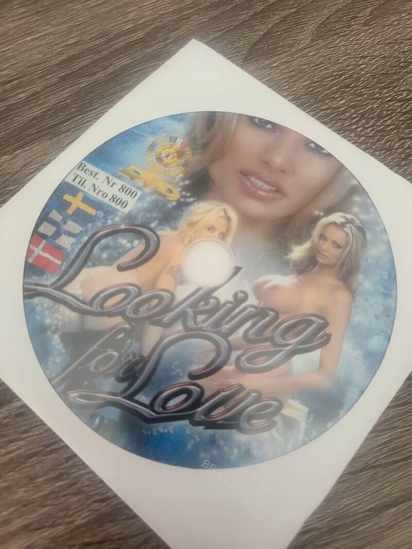 X DVD