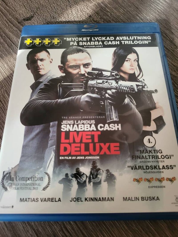 LIVET DELUXE DVD