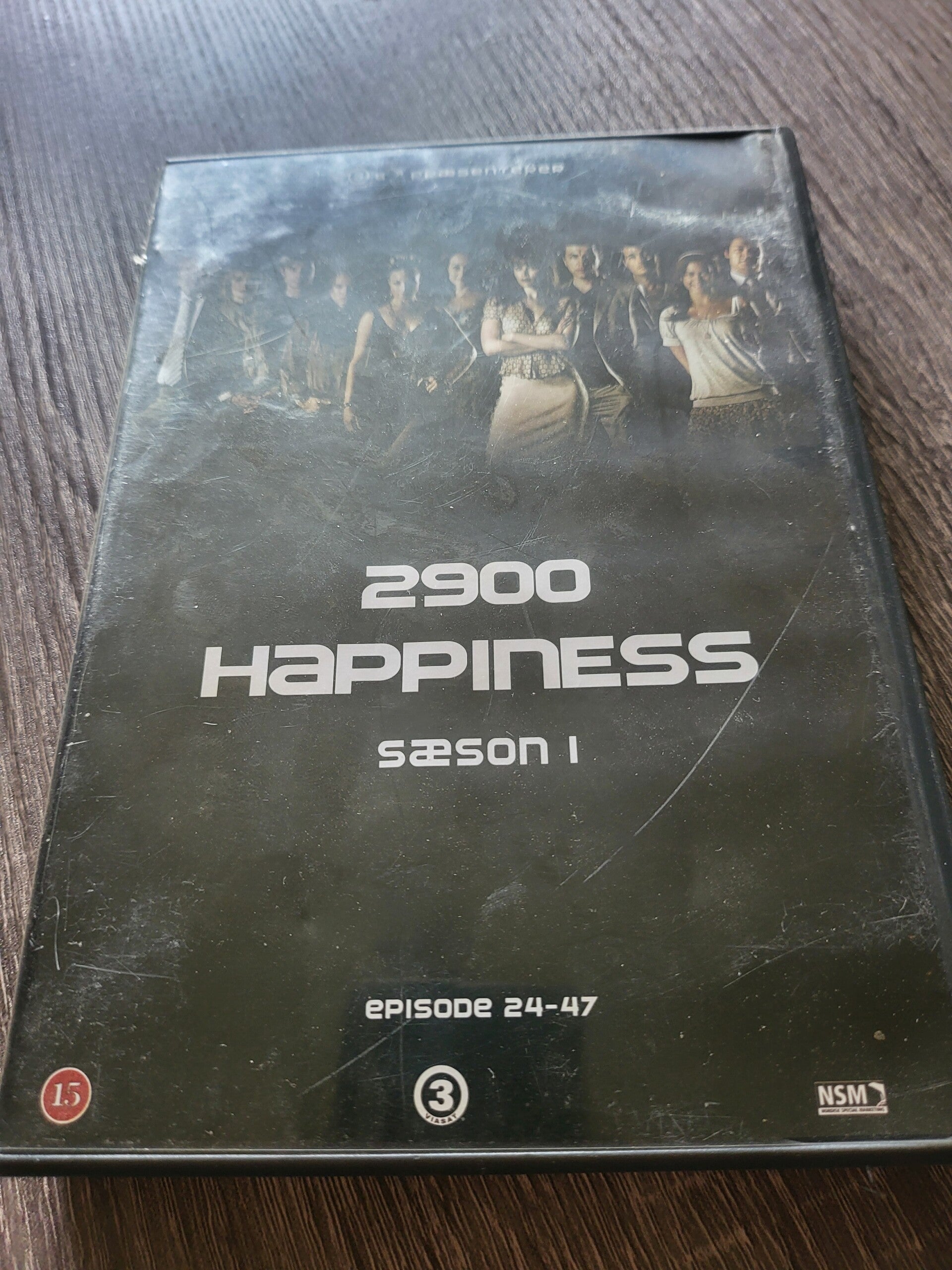 2900  HAPPINESS  sæson ו  EPISODE 24-47 DVD