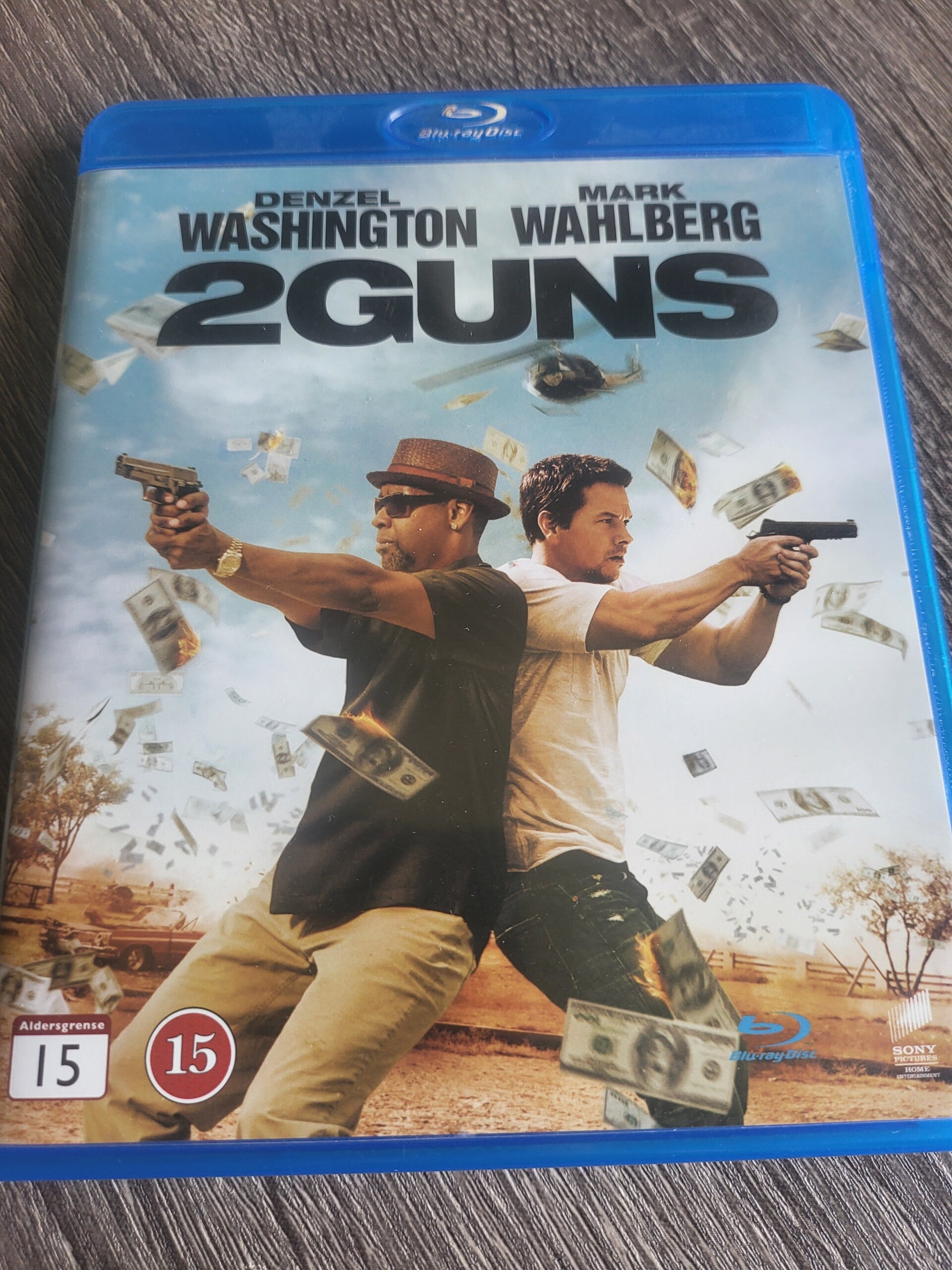 2 GUNS DVD