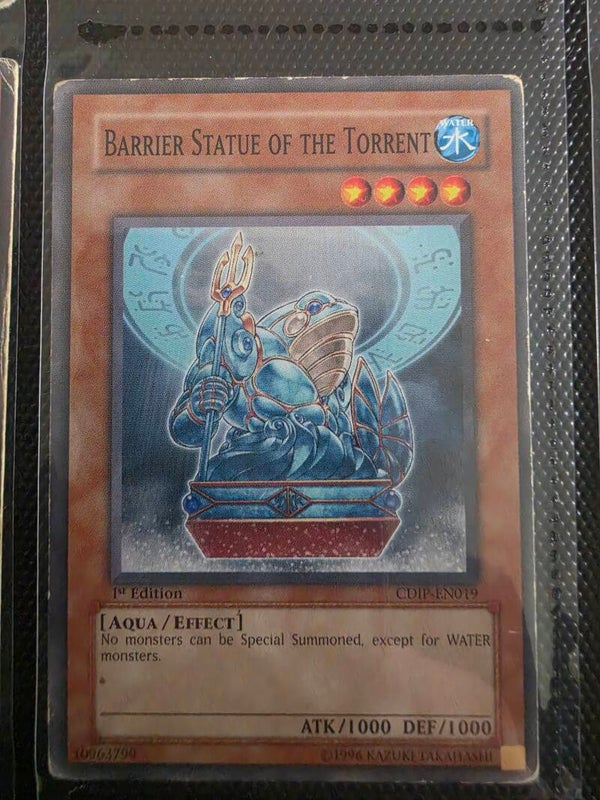 BARRIER STATUE OF THE TORRENT
