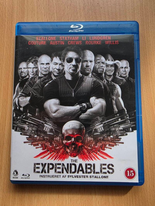 THE  EXPENDABLES DVD