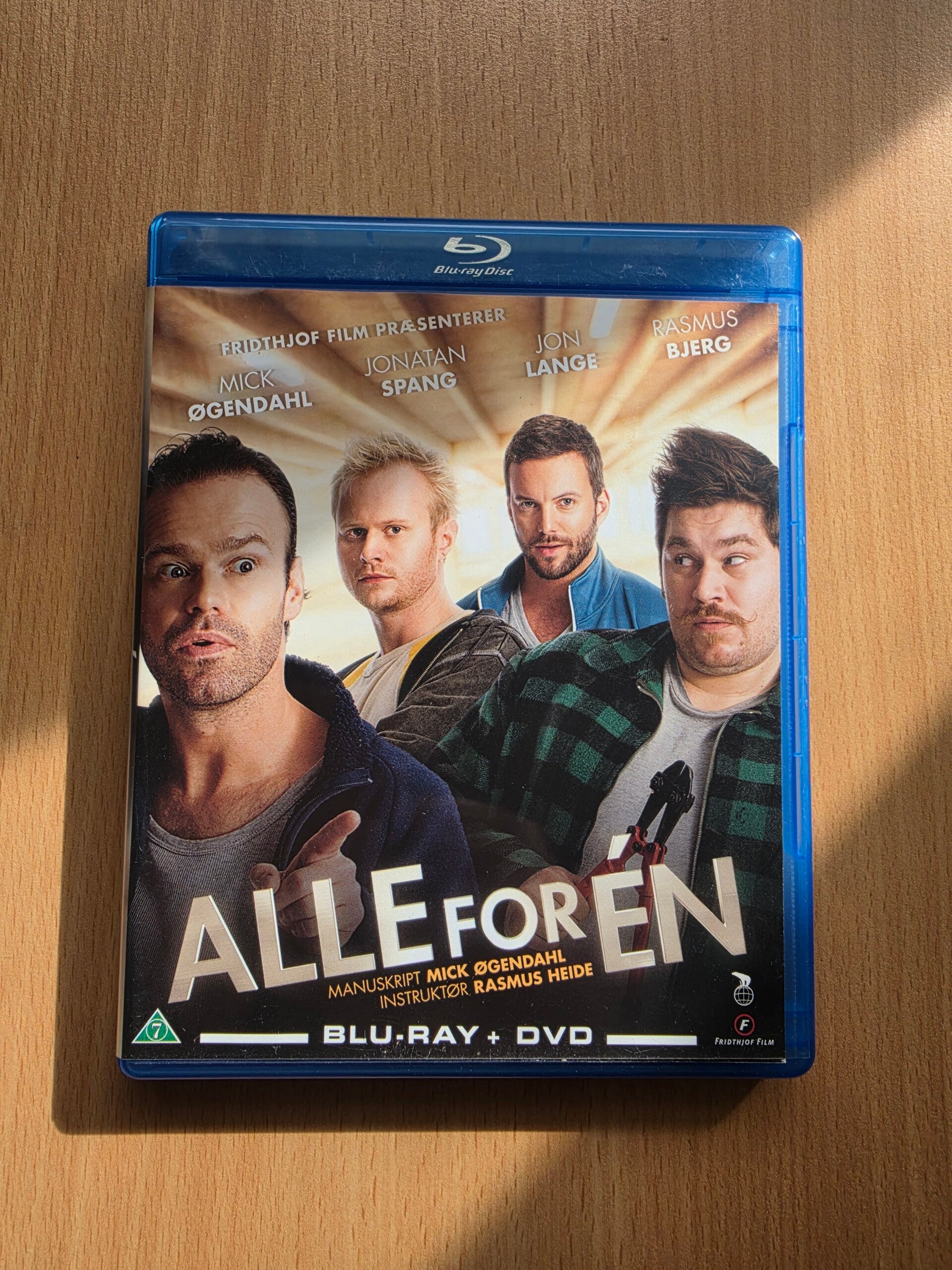 Alle for én DVD