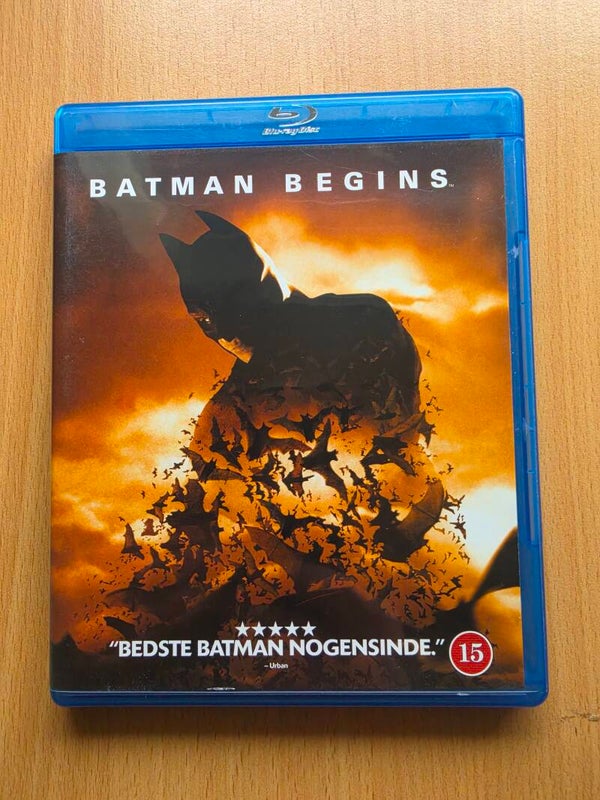 BATMAN BEGINS DVD