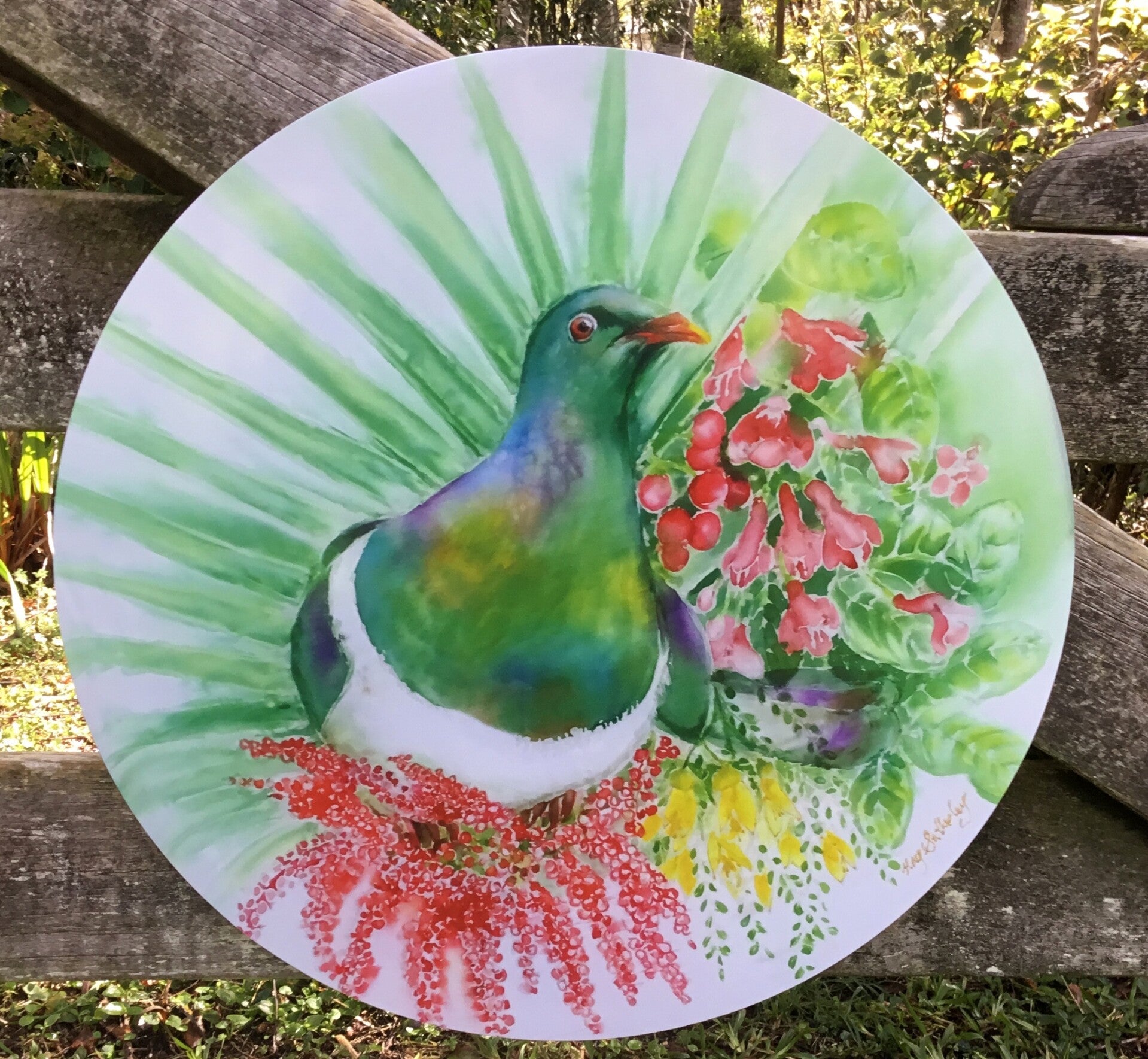 Kereru New Zealand Bird, on Nikau - Circle Outdoor Art Panel