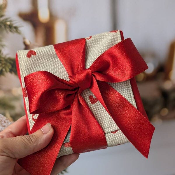 Emballage cadeau en tissu avec boîte – Petit format Lutin d’amour