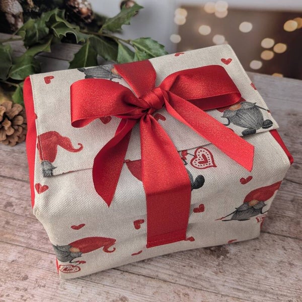 Emballage cadeau en tissu avec boîte – Grand format Lutin d’amour