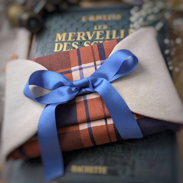 Pochette livre broché en tissu - Moka