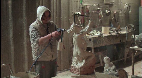 35 - FINE BRONZE OF A NUDE, OFFERING (Le Bronze, Offrande)